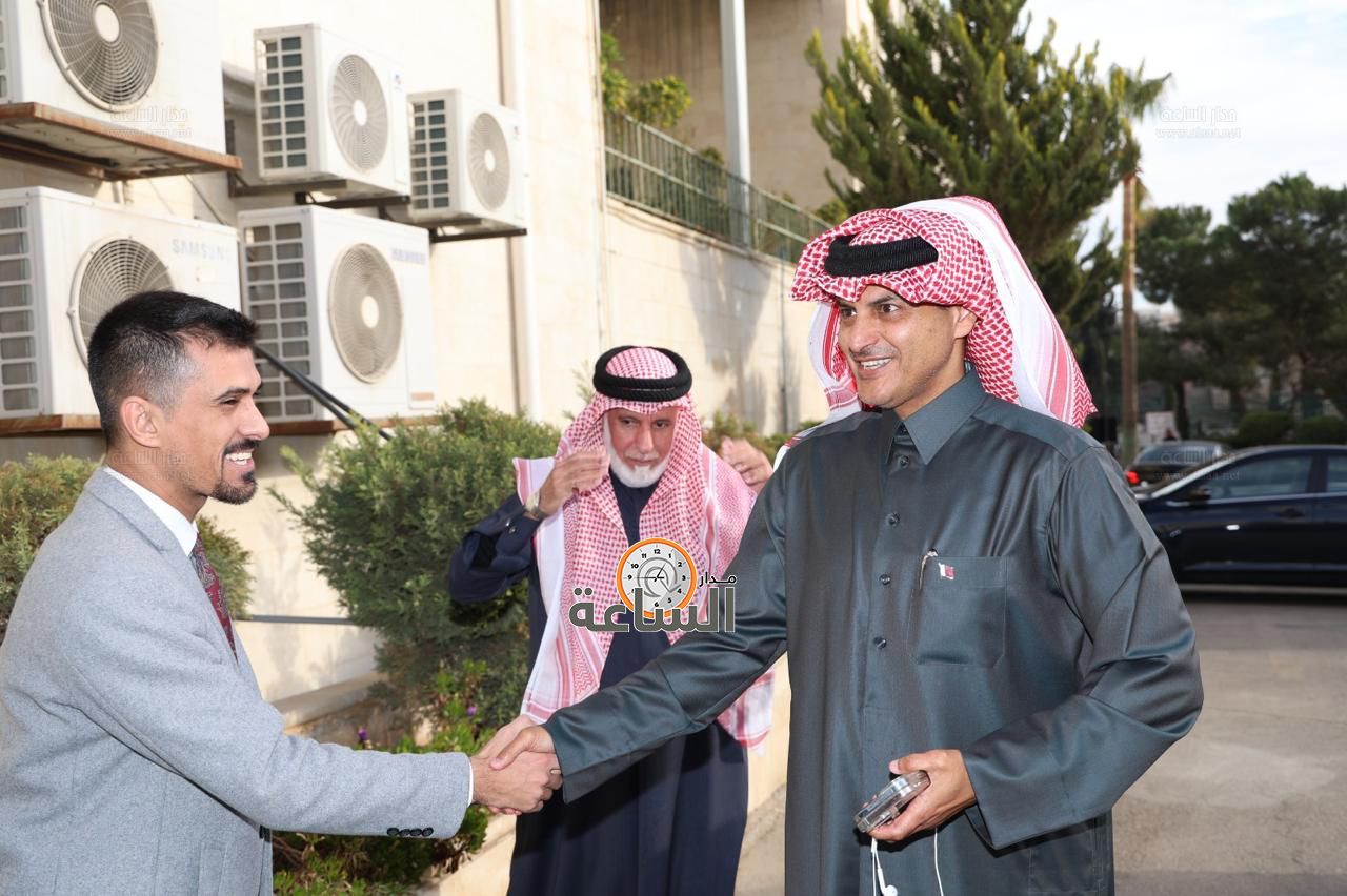 Madar Al-Saa Images 0.35544818362996833