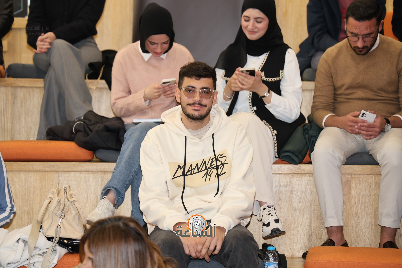 Madar Al-Saa Images 0.6982622062832771