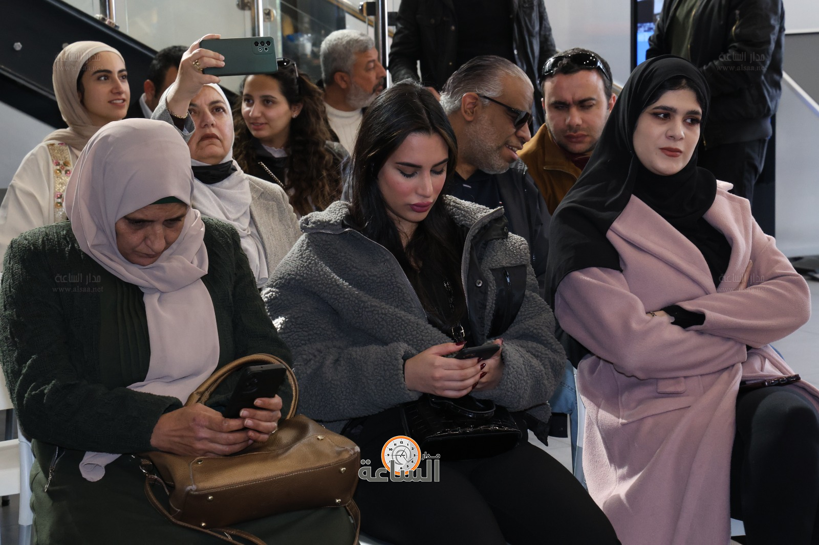 Madar Al-Saa Images 0.03345396845450588