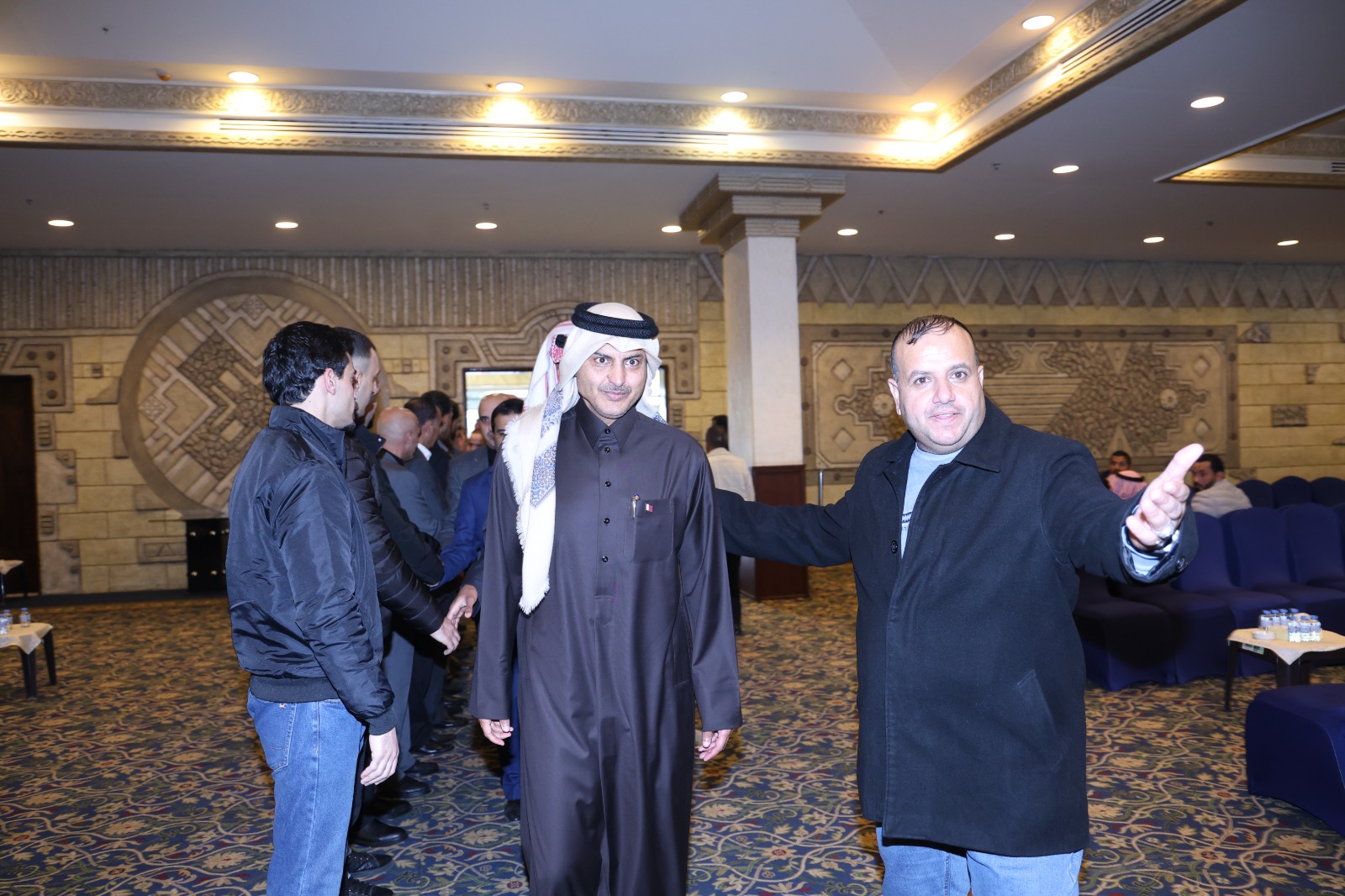 Madar Al-Saa Images 0.7680533045158309