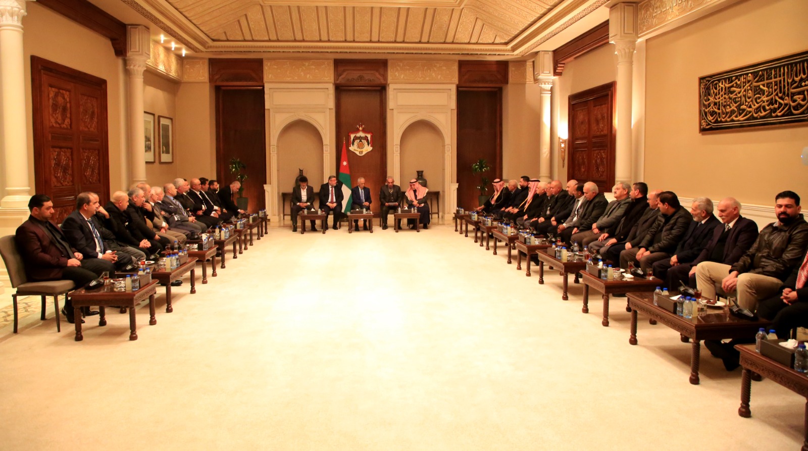 Madar Al-Saa Images 0.7726552413333718