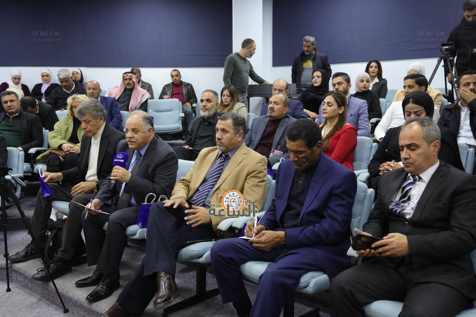 Madar Al-Saa Images 0.20590301280095757