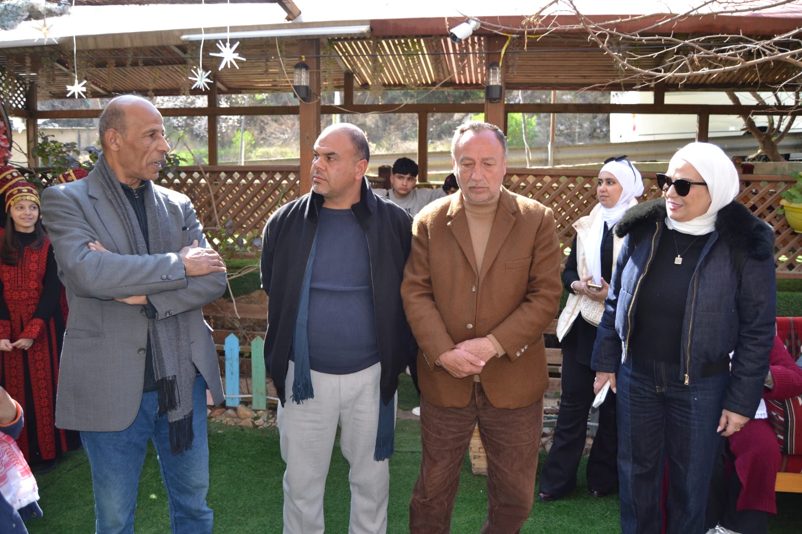 Madar Al-Saa Images 0.024774956097609158