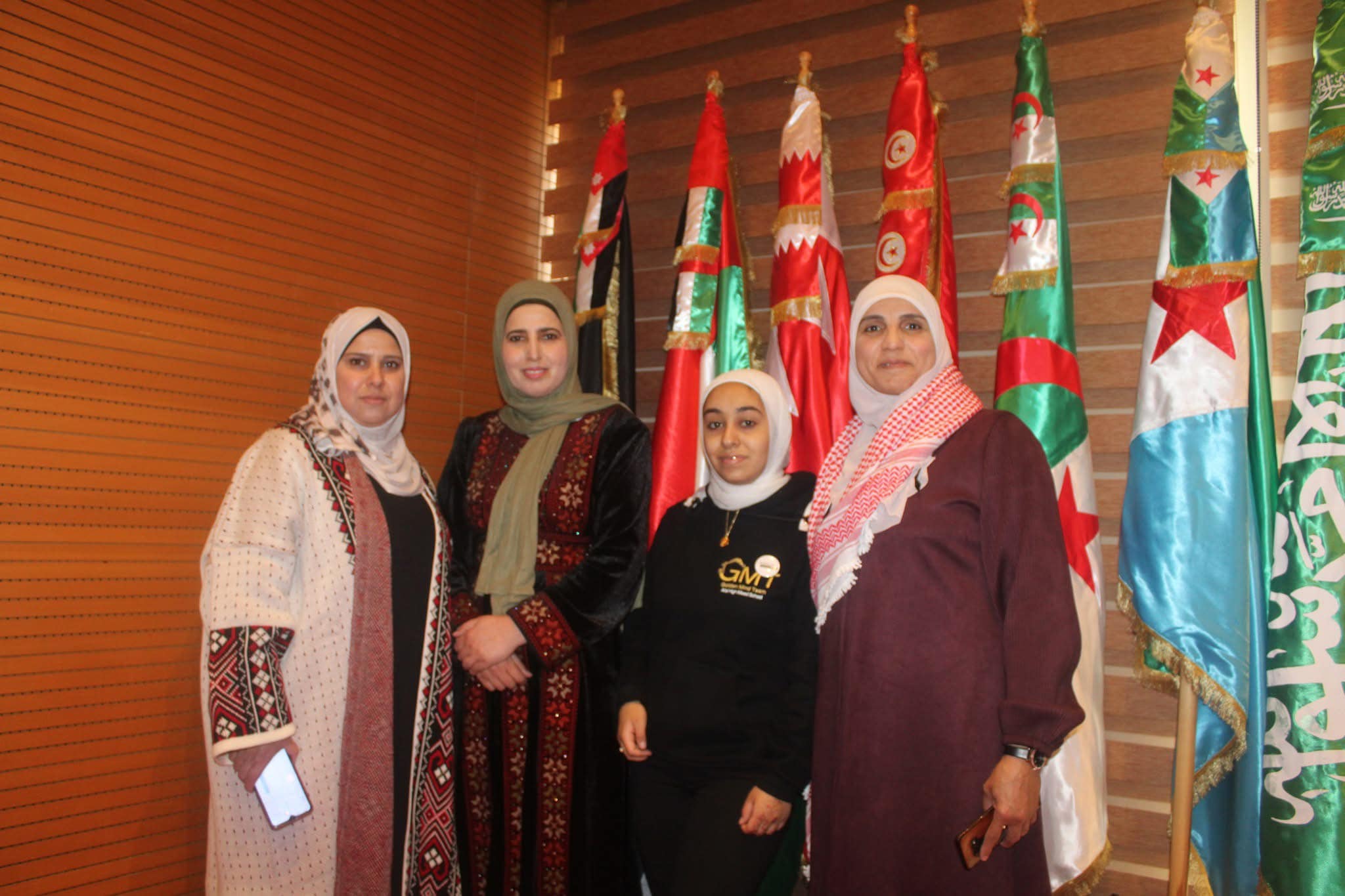 Madar Al-Saa Images 0.12415458645042143