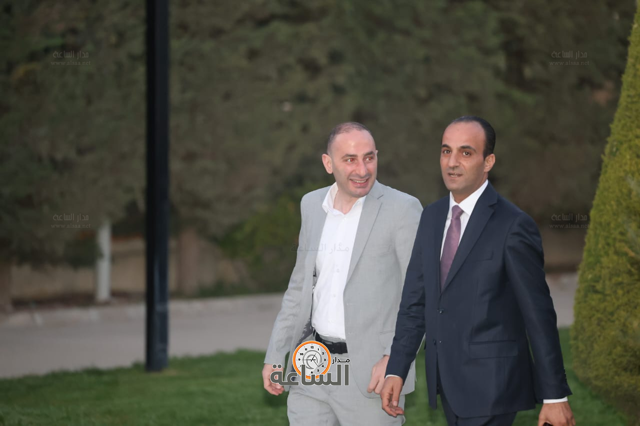 Madar Al-Saa Images 0.6268391568599261