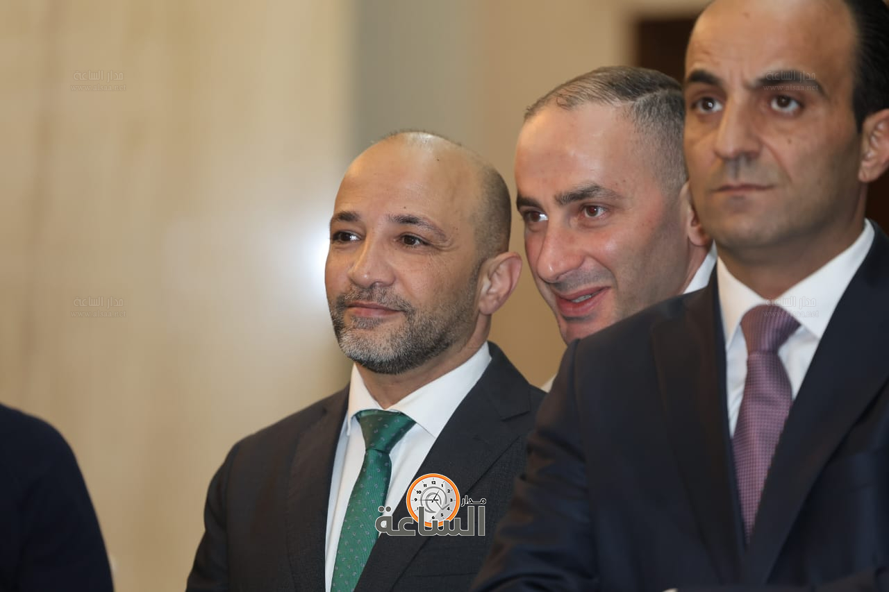 Madar Al-Saa Images 0.9750281694944887