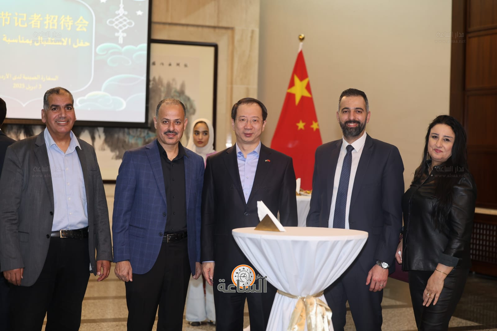 Madar Al-Saa Images 0.9127529468923423