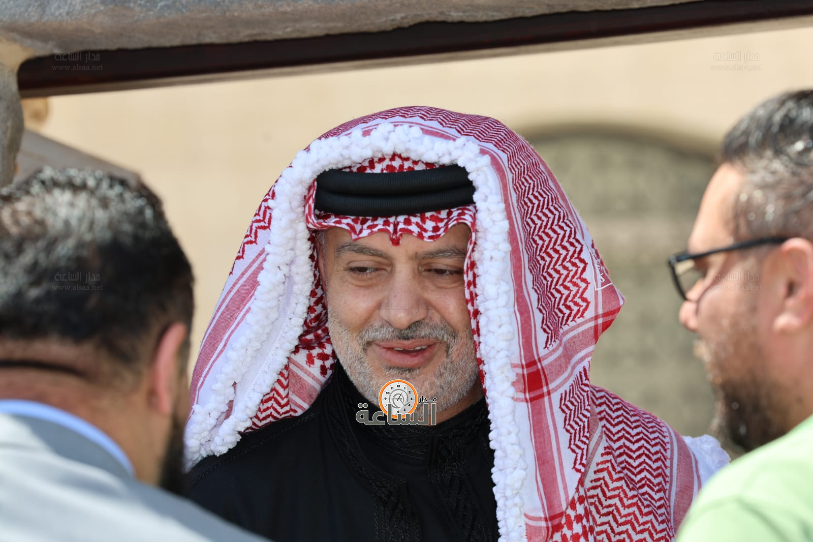 عشيرة البطاينة تحتفي بعشيرة الحباشنة: الصفح عن سيدة تسببت بمقتل ابنه (صور وفيديو) (video)