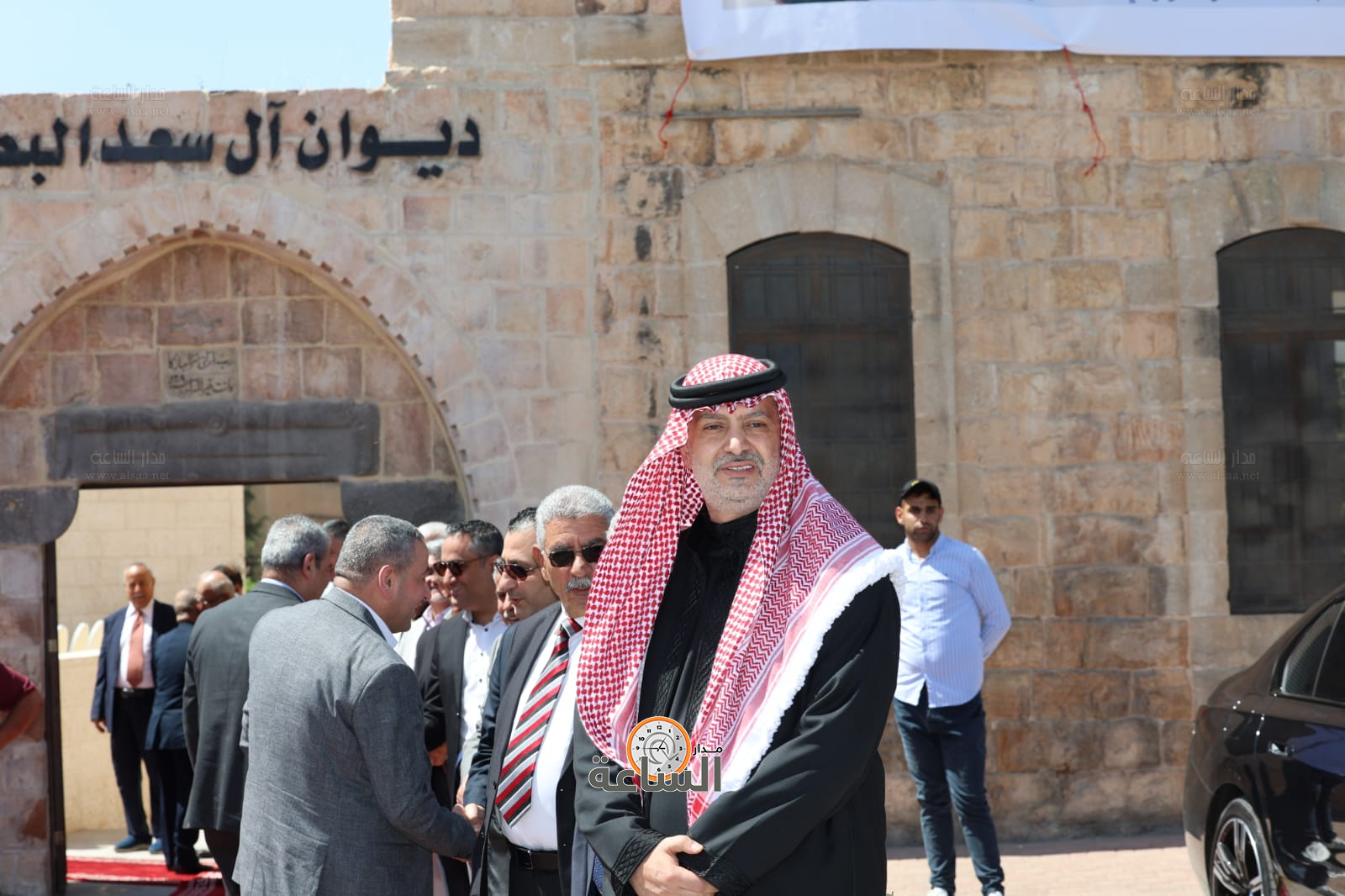 عشيرة البطاينة تحتفي بعشيرة الحباشنة: الصفح عن سيدة تسببت بمقتل ابنه (صور وفيديو) (video)