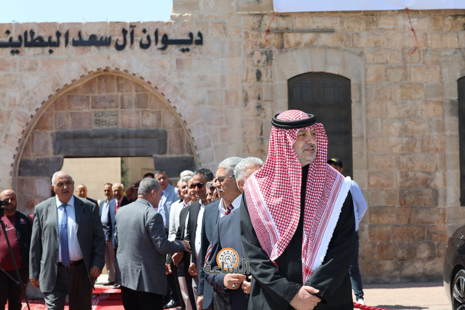 عشيرة البطاينة تحتفي بعشيرة الحباشنة: الصفح عن سيدة تسببت بمقتل ابنه (صور وفيديو) (video)