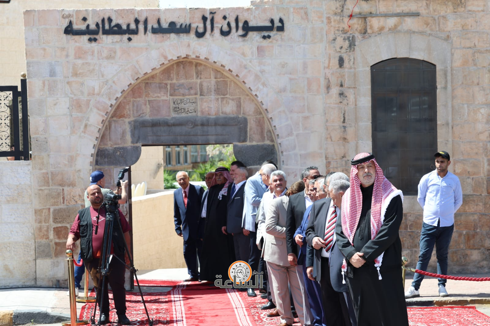 عشيرة البطاينة تحتفي بعشيرة الحباشنة: الصفح عن سيدة تسببت بمقتل ابنه (صور وفيديو) (video)