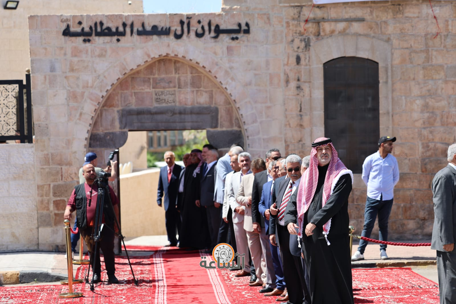 عشيرة البطاينة تحتفي بعشيرة الحباشنة: الصفح عن سيدة تسببت بمقتل ابنه (صور وفيديو) (video)
