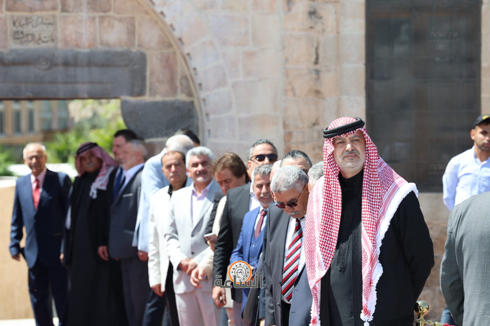 عشيرة البطاينة تحتفي بعشيرة الحباشنة: الصفح عن سيدة تسببت بمقتل ابنه (صور وفيديو) (video)