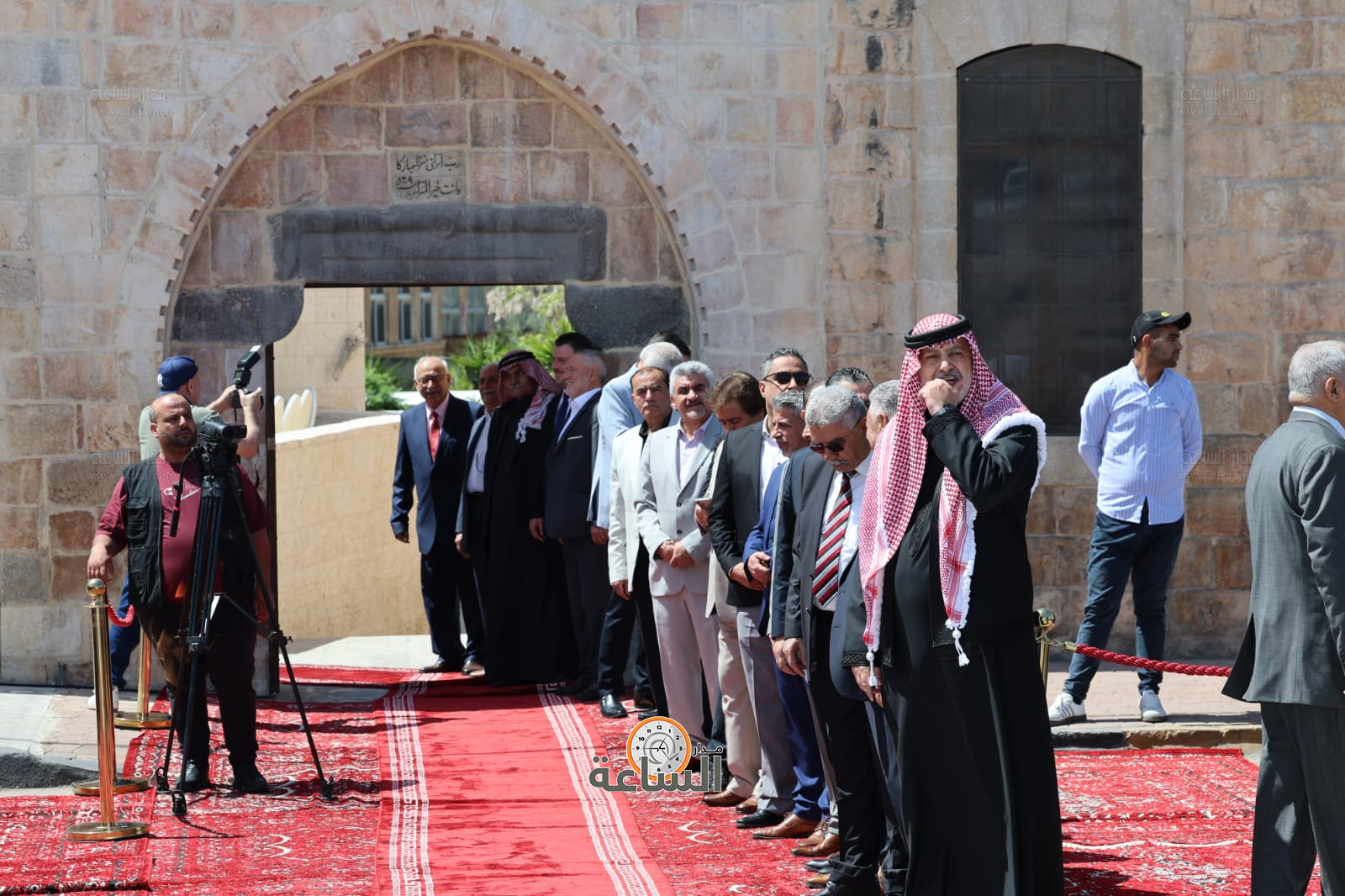 عشيرة البطاينة تحتفي بعشيرة الحباشنة: الصفح عن سيدة تسببت بمقتل ابنه (صور وفيديو) (video)