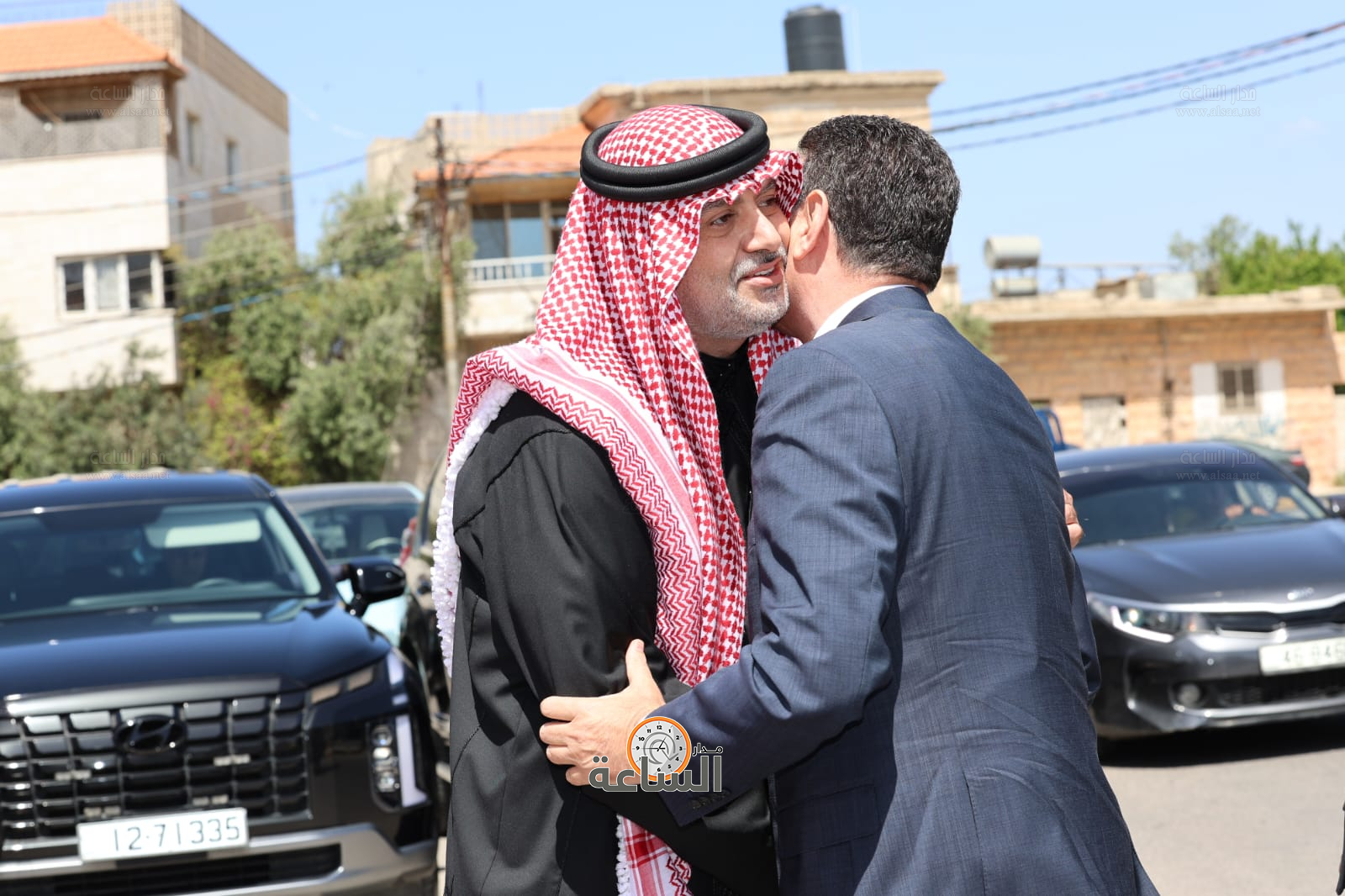 عشيرة البطاينة تحتفي بعشيرة الحباشنة: الصفح عن سيدة تسببت بمقتل ابنه (صور وفيديو) (video)