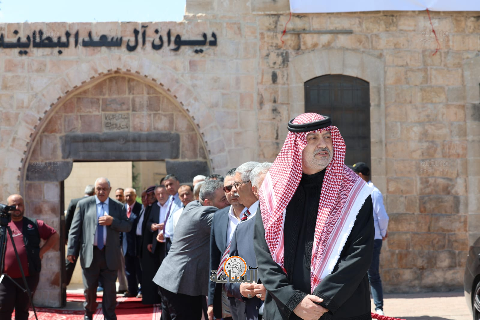 عشيرة البطاينة تحتفي بعشيرة الحباشنة: الصفح عن سيدة تسببت بمقتل ابنه (صور وفيديو) (video)