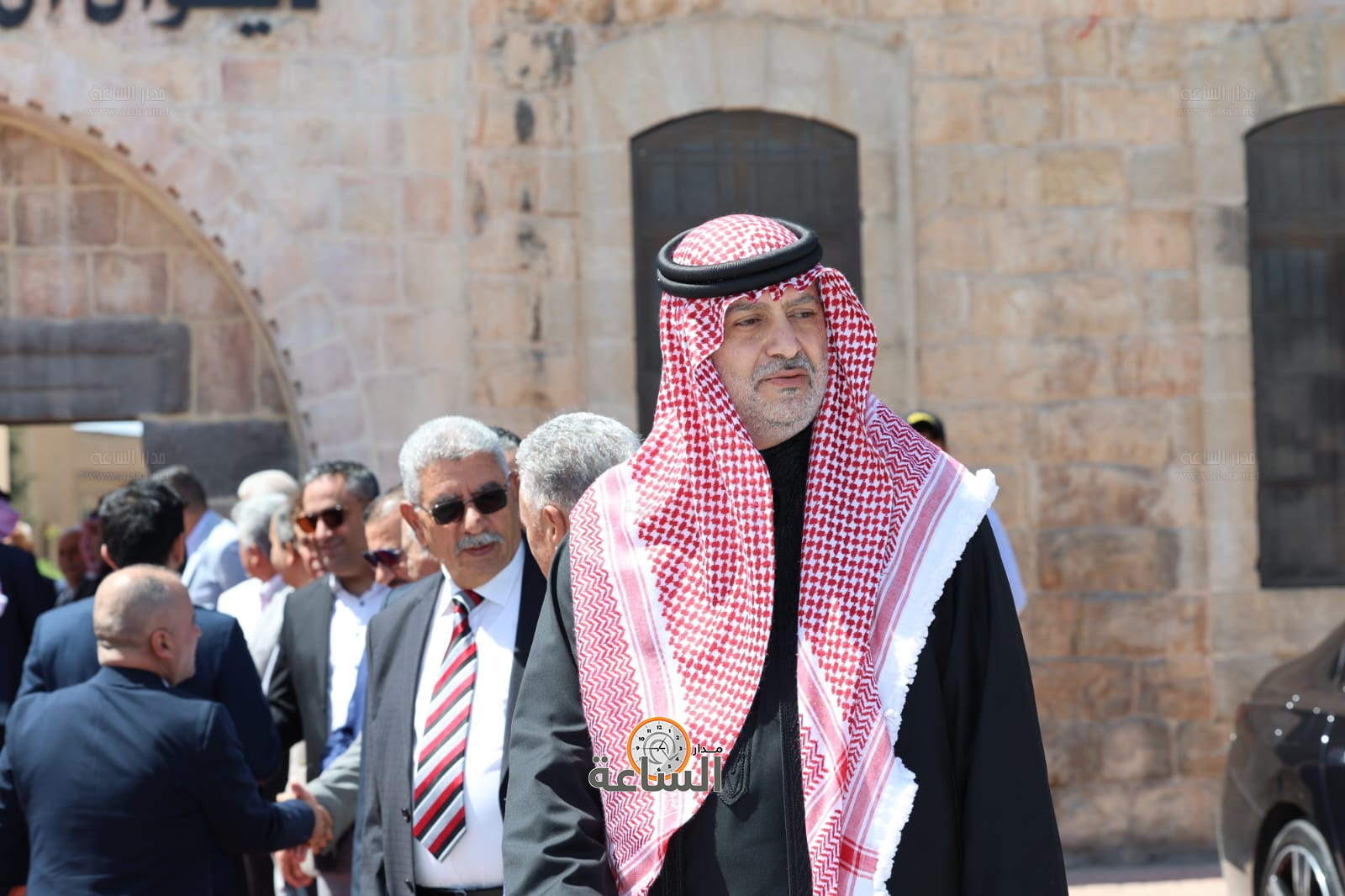 عشيرة البطاينة تحتفي بعشيرة الحباشنة: الصفح عن سيدة تسببت بمقتل ابنه (صور وفيديو) (video)