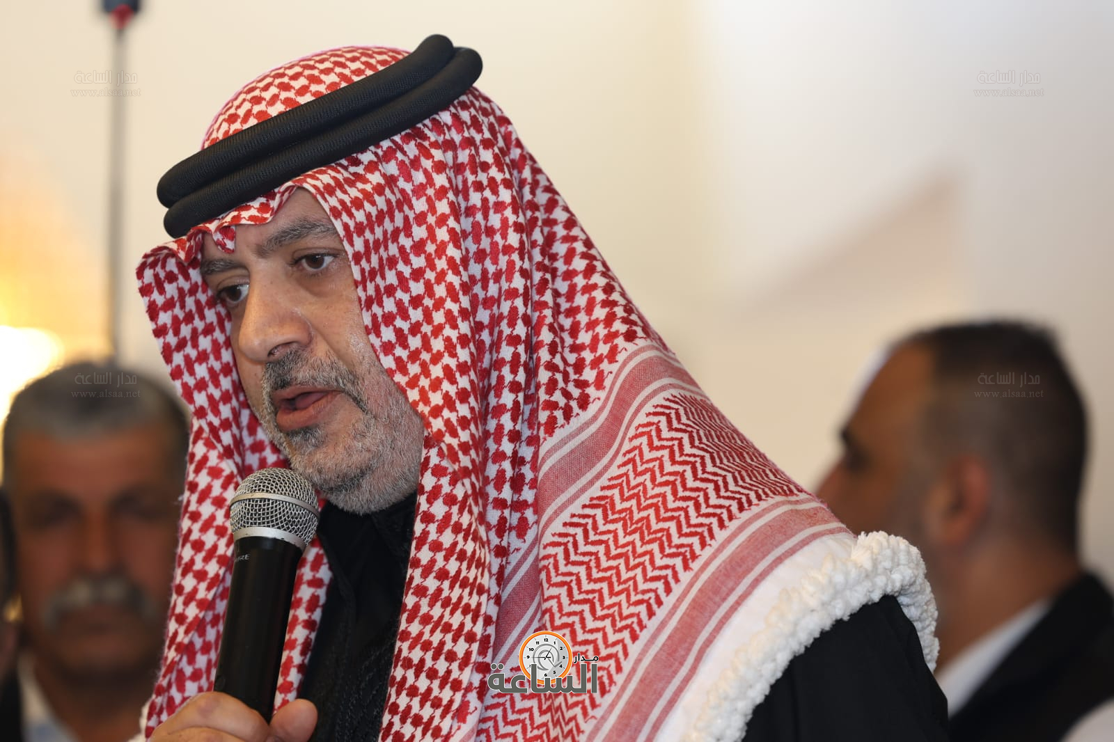 عشيرة البطاينة تحتفي بعشيرة الحباشنة: الصفح عن سيدة تسببت بمقتل ابنه (صور وفيديو) (video)