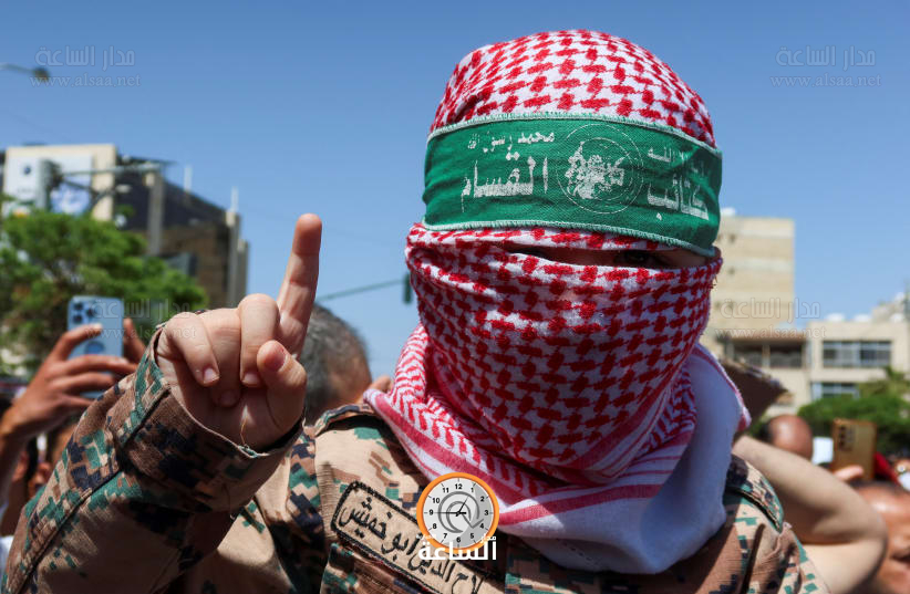 Madar Al-Saa Images 0.8126190386527625