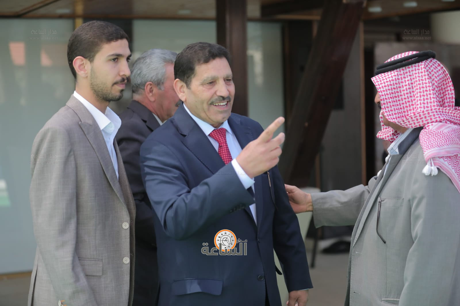 Madar Al-Saa Images 0.7284673398564467