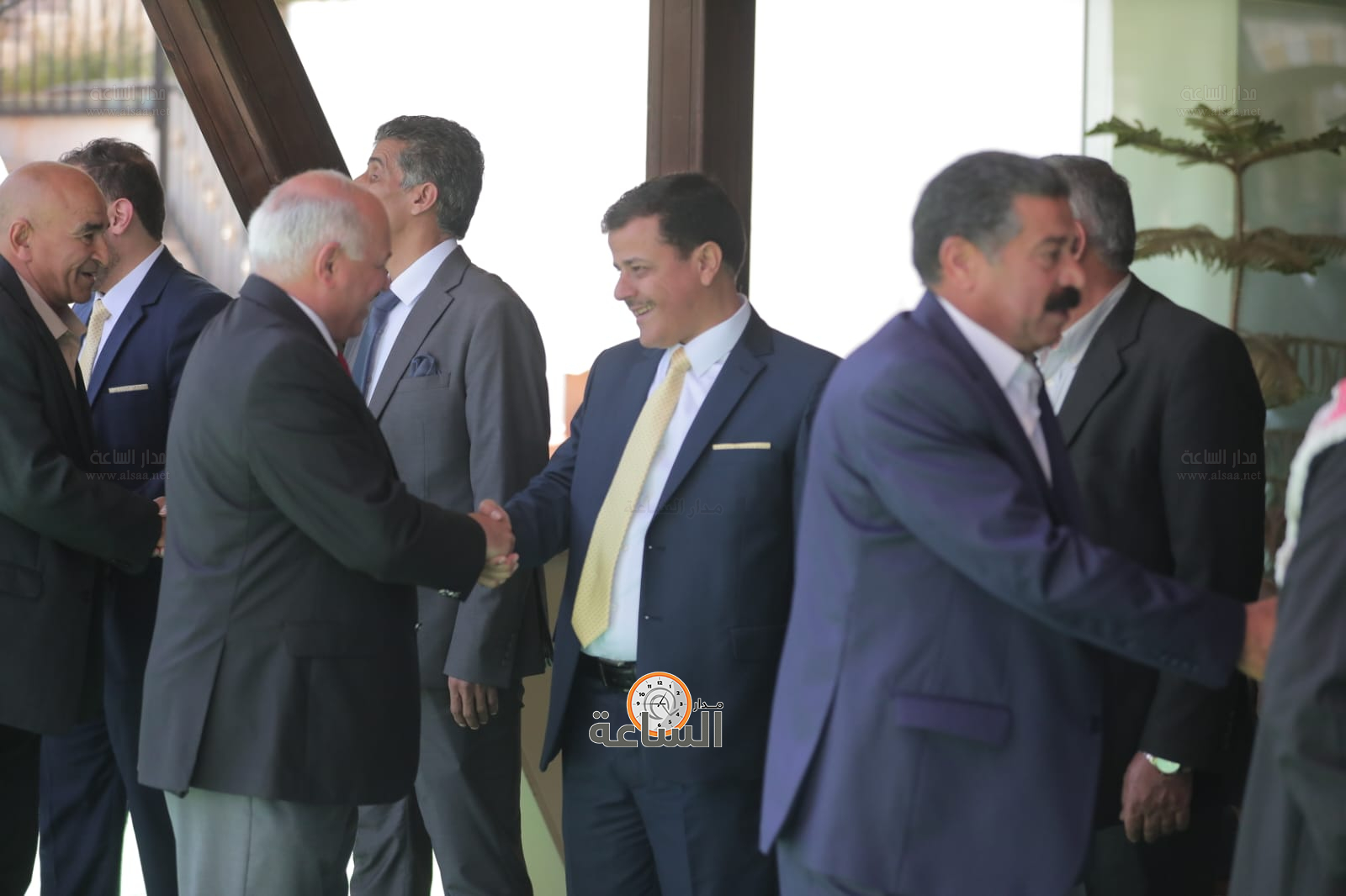 Madar Al-Saa Images 0.32453534735134837