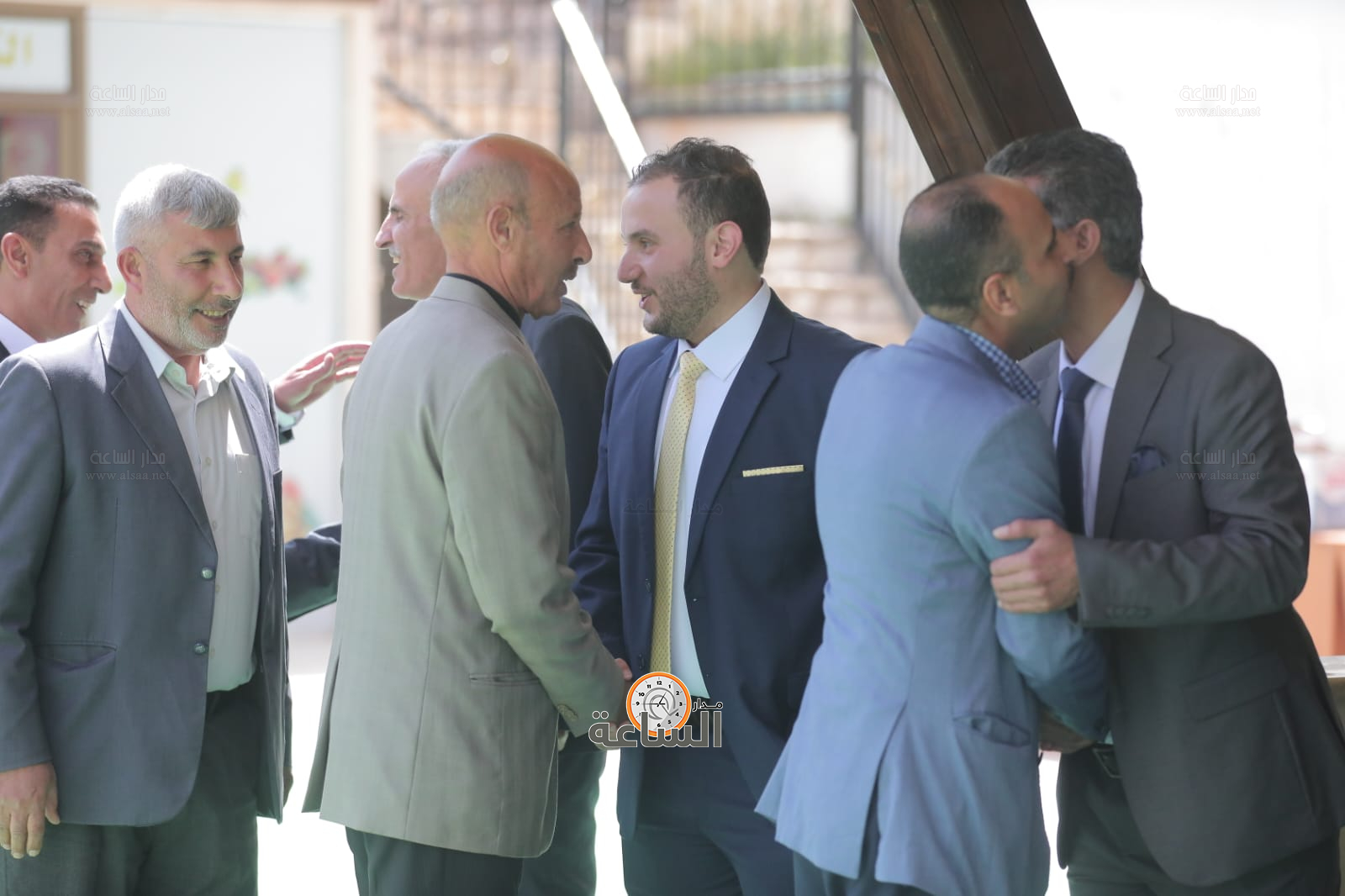 Madar Al-Saa Images 0.9656079662471075