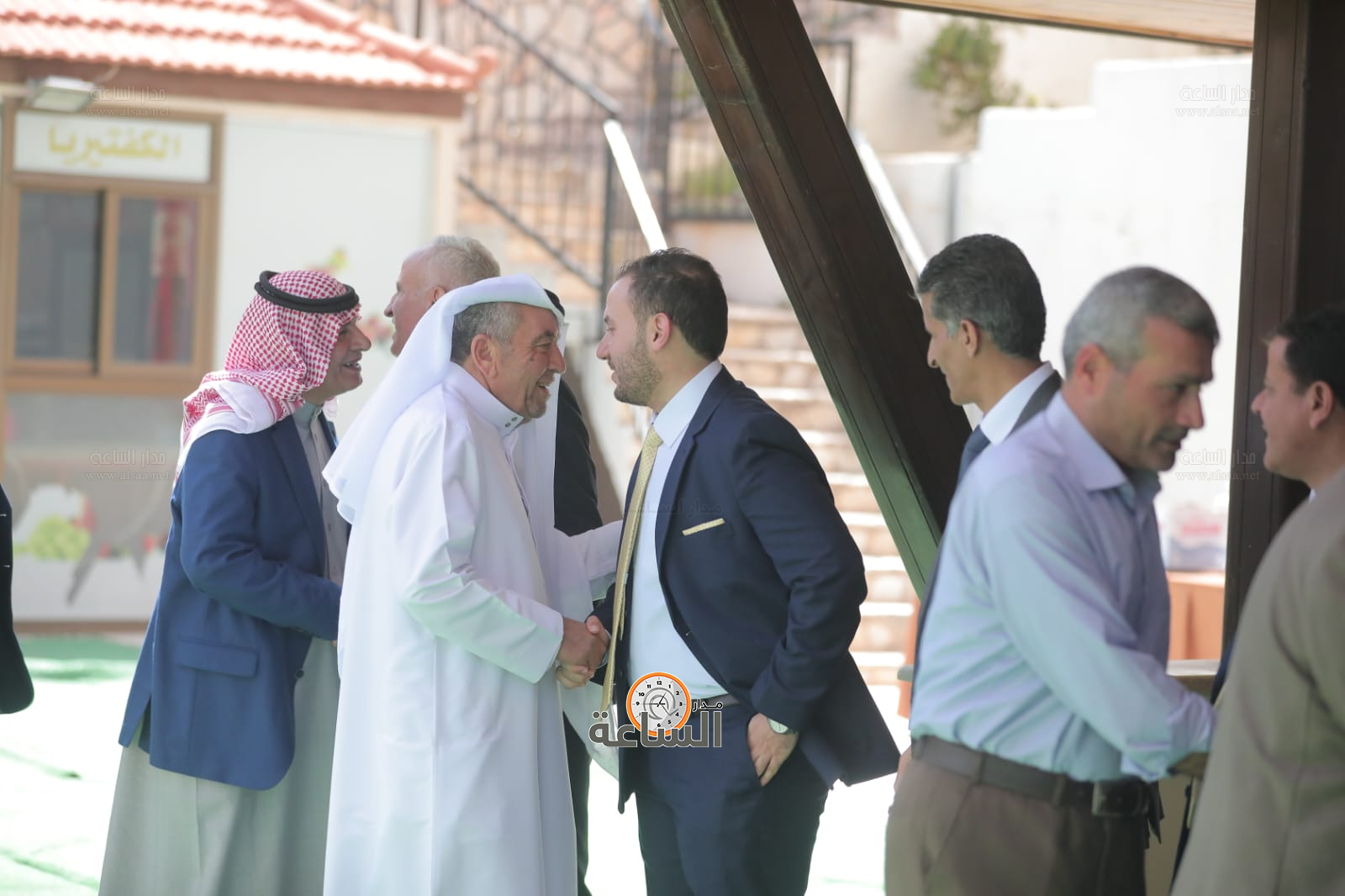 Madar Al-Saa Images 0.37238506554068085