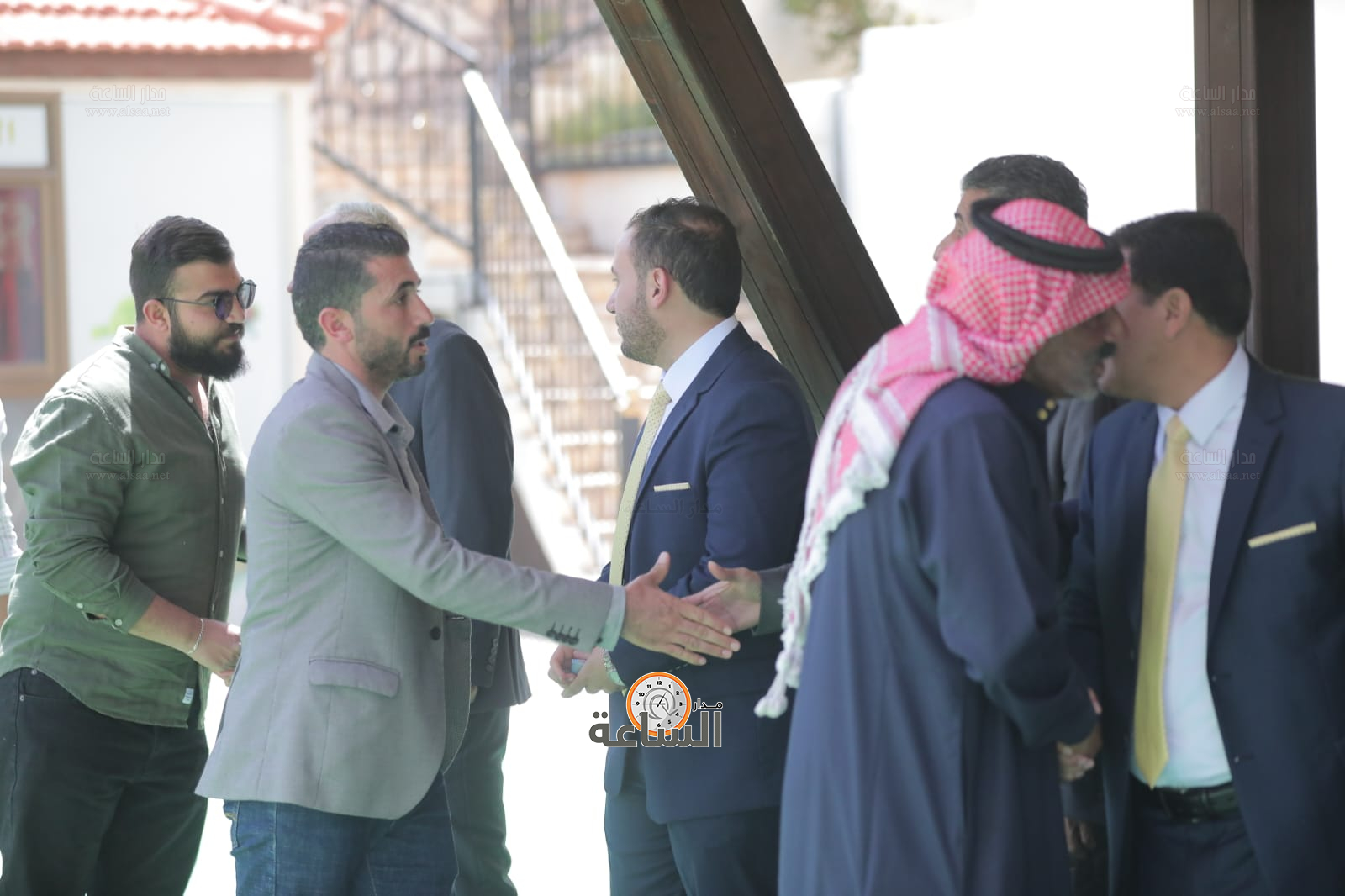 Madar Al-Saa Images 0.6420095711131057