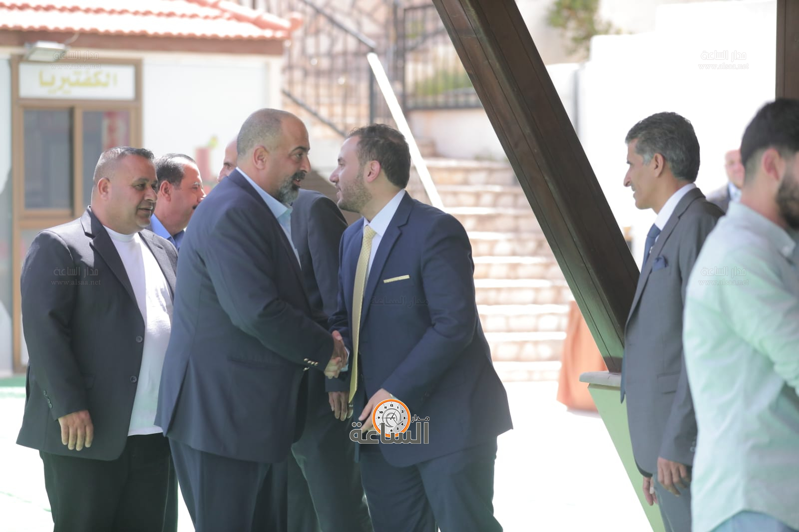 Madar Al-Saa Images 0.7782055521359206