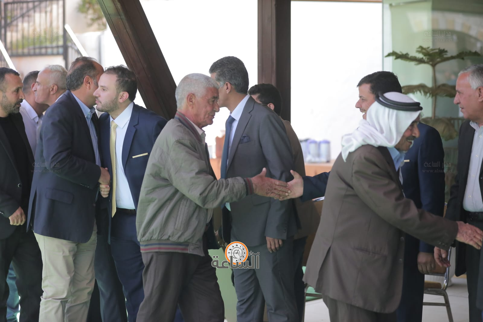 Madar Al-Saa Images 0.4072067194491604