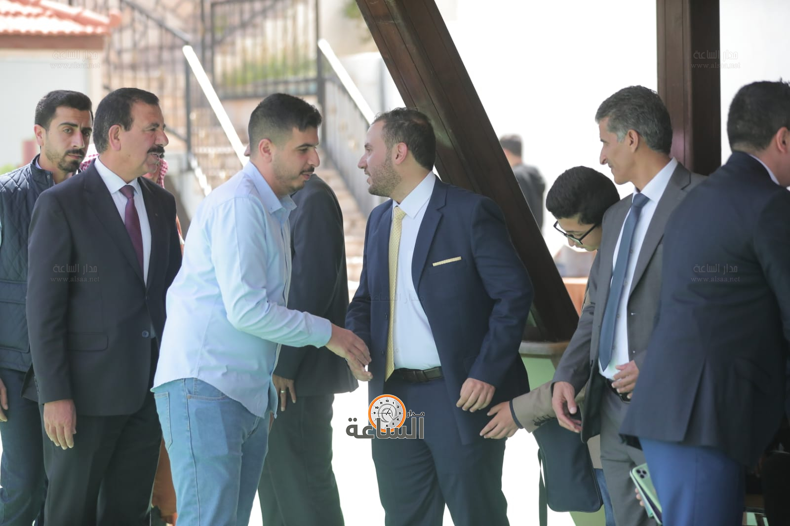 Madar Al-Saa Images 0.3746485552044807