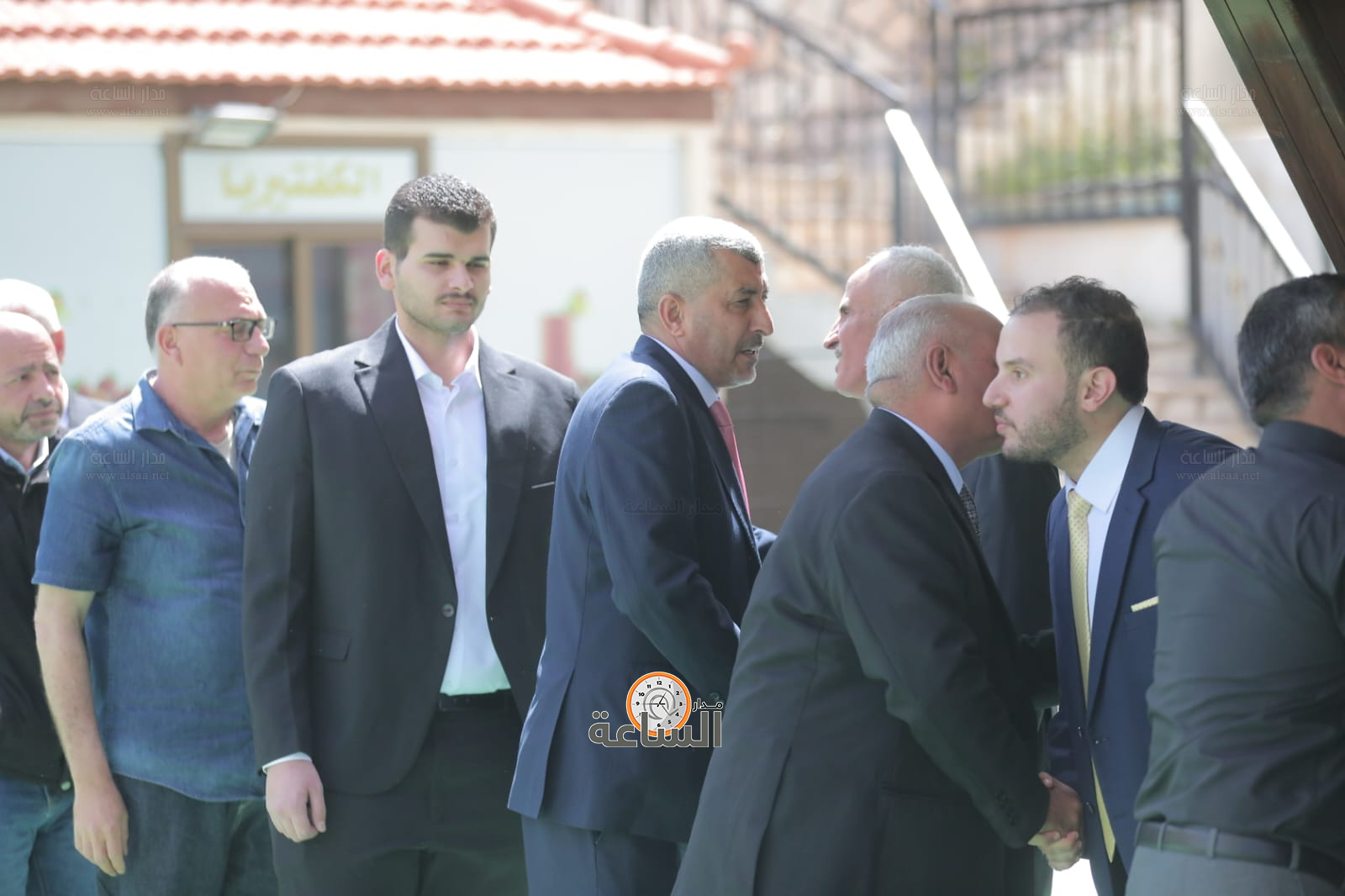 Madar Al-Saa Images 0.7102814294693283