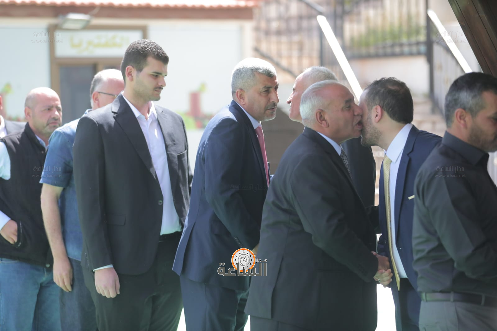 Madar Al-Saa Images 0.13112321144989725