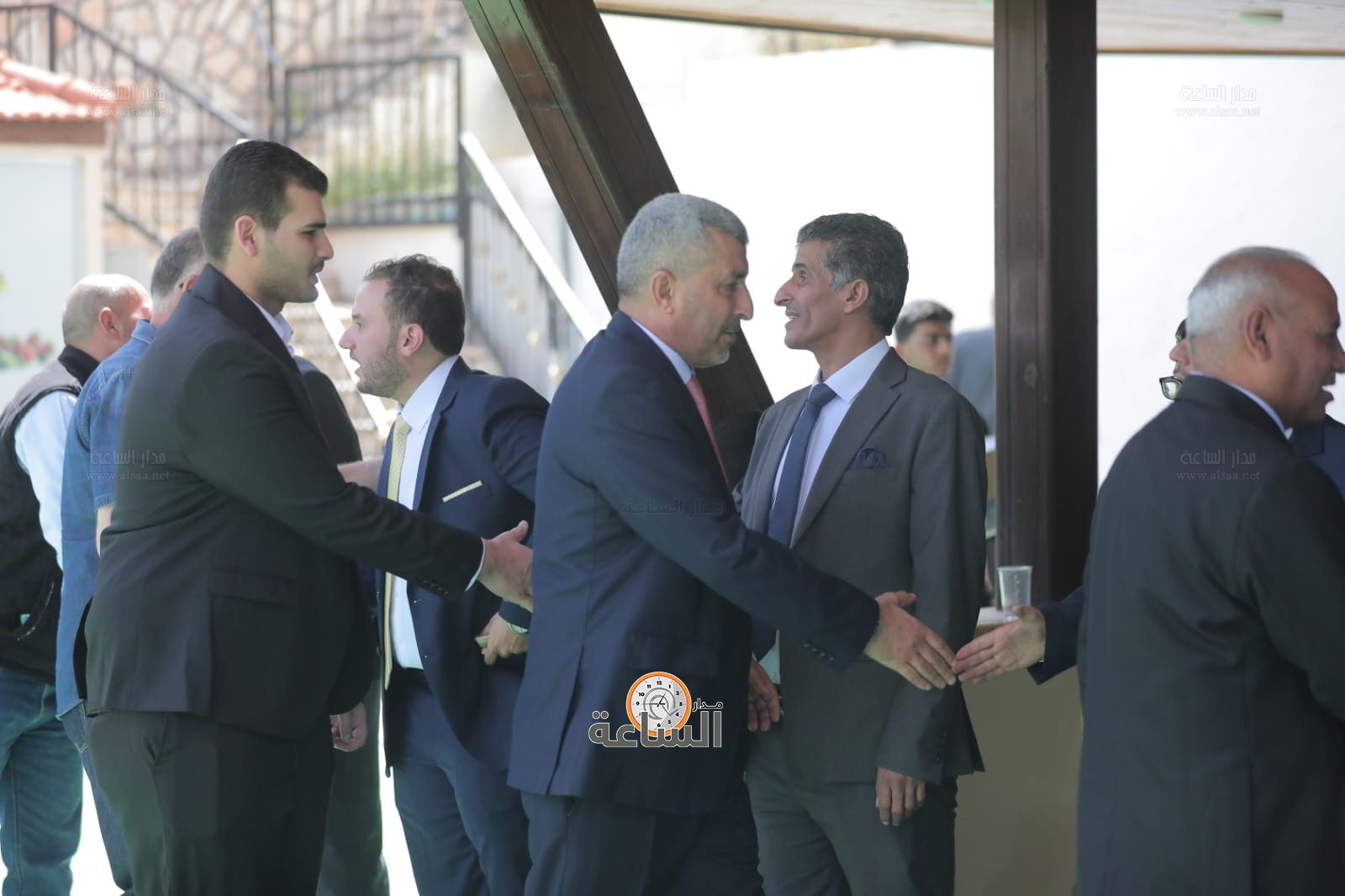 Madar Al-Saa Images 0.04069639266000369