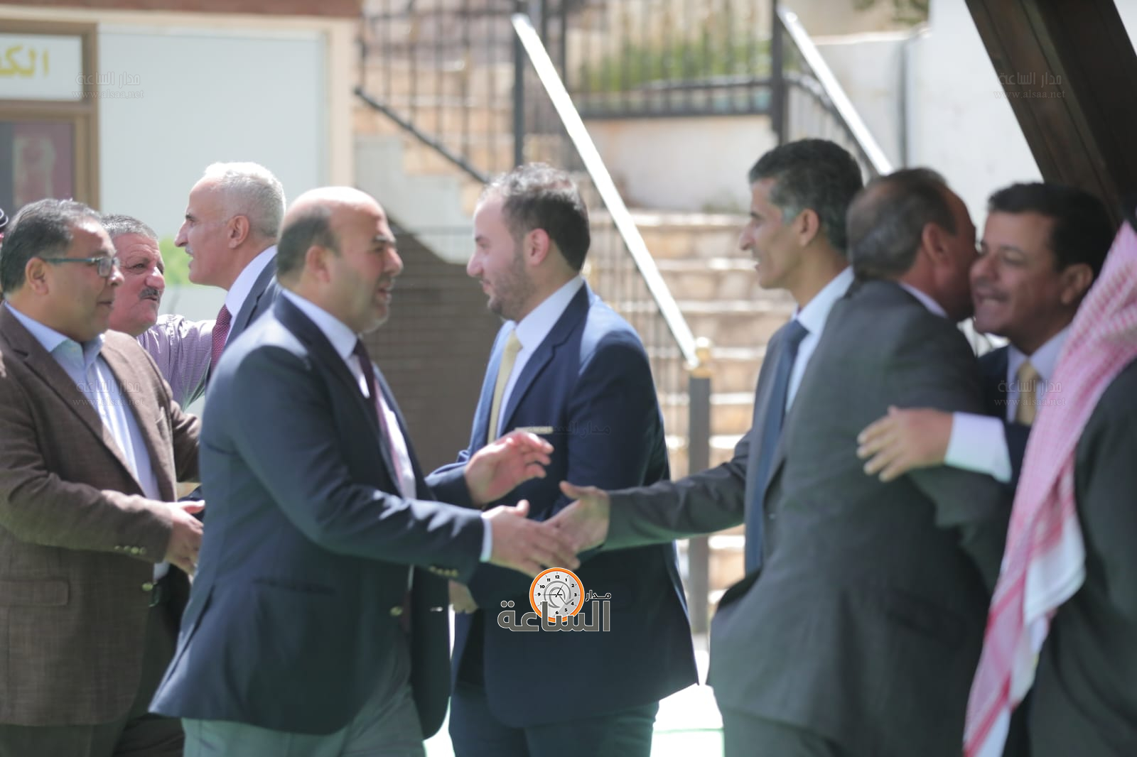 Madar Al-Saa Images 0.09912469054898088