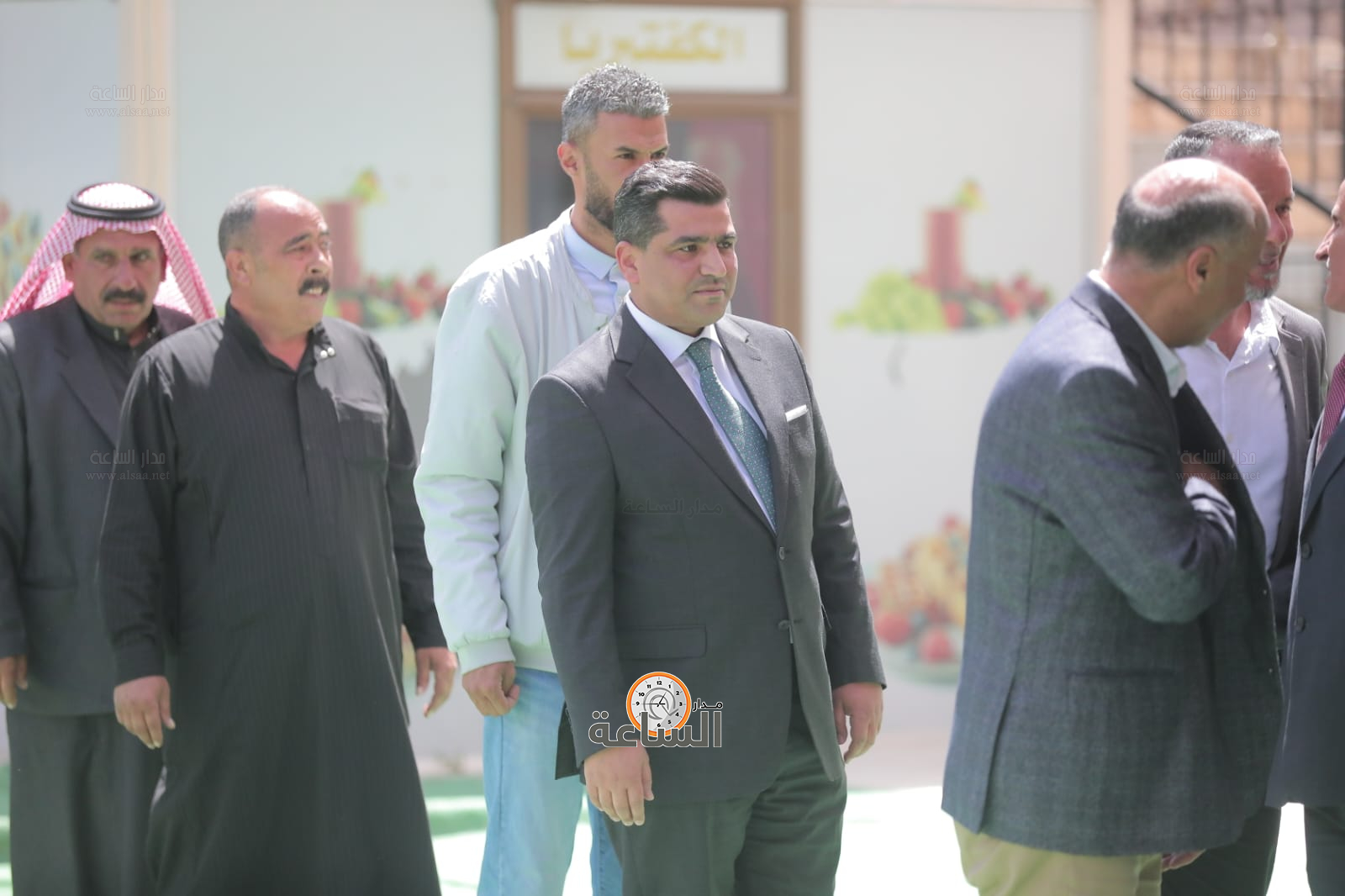 Madar Al-Saa Images 0.8469472158453017