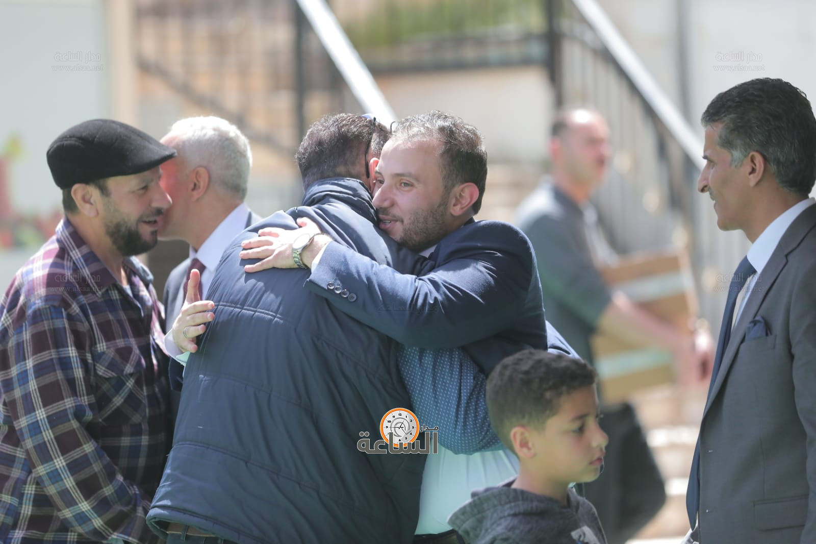 Madar Al-Saa Images 0.23541360325036265