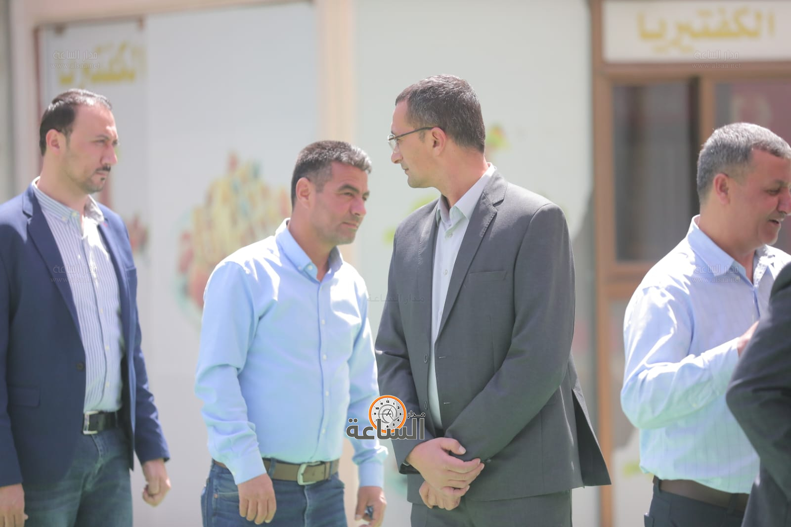 Madar Al-Saa Images 0.511152403658159