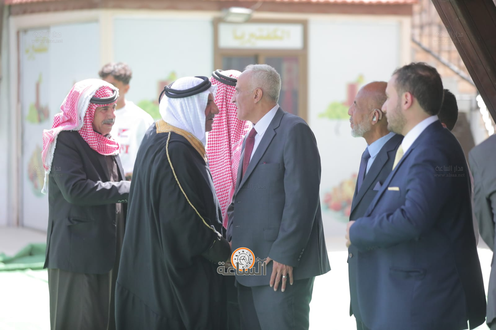 Madar Al-Saa Images 0.9523075511328467