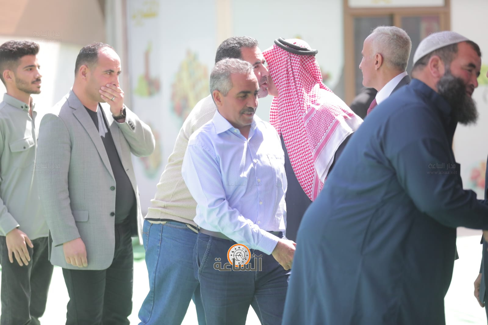 Madar Al-Saa Images 0.907712630146726