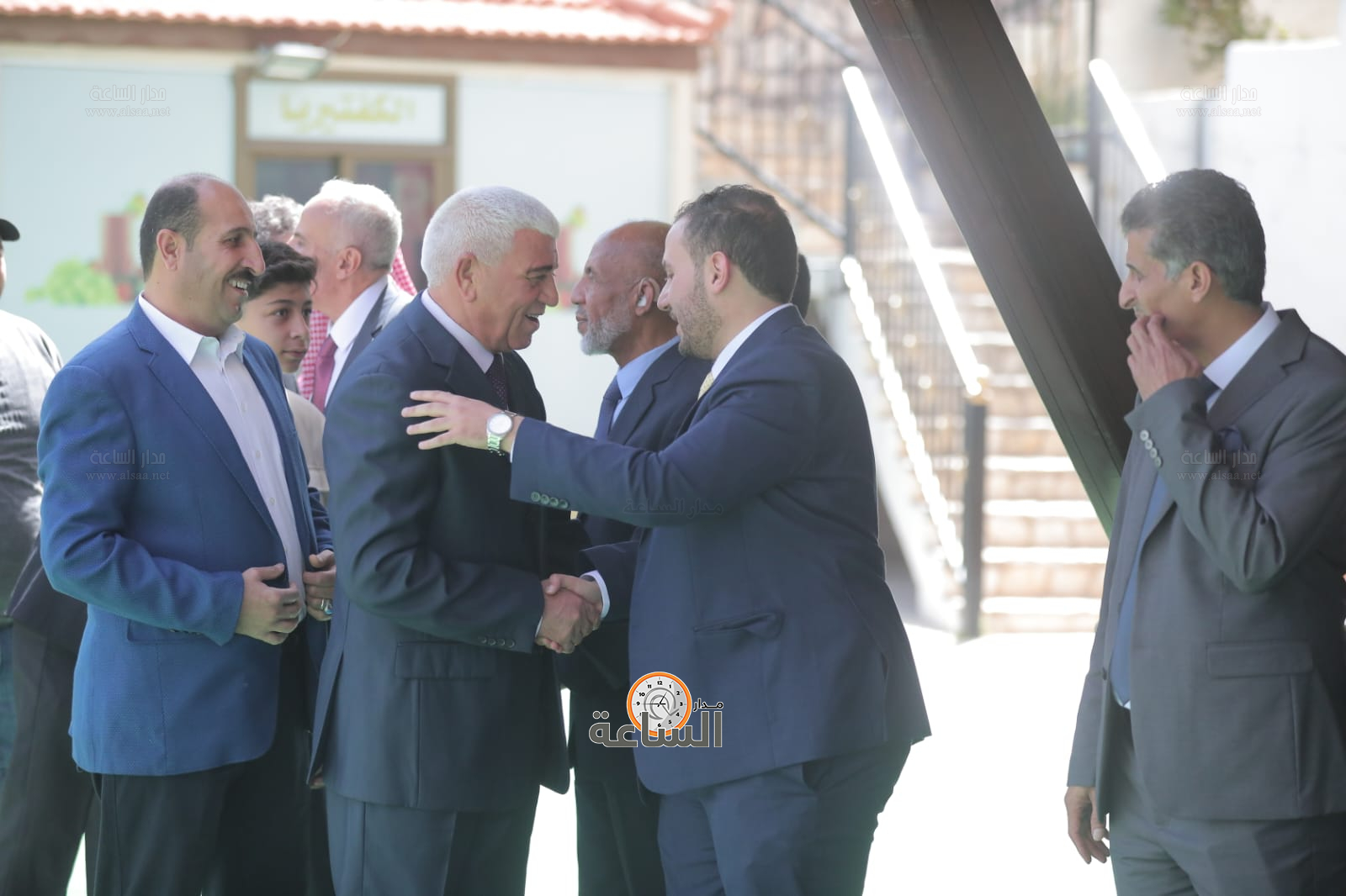 Madar Al-Saa Images 0.6638323400794568