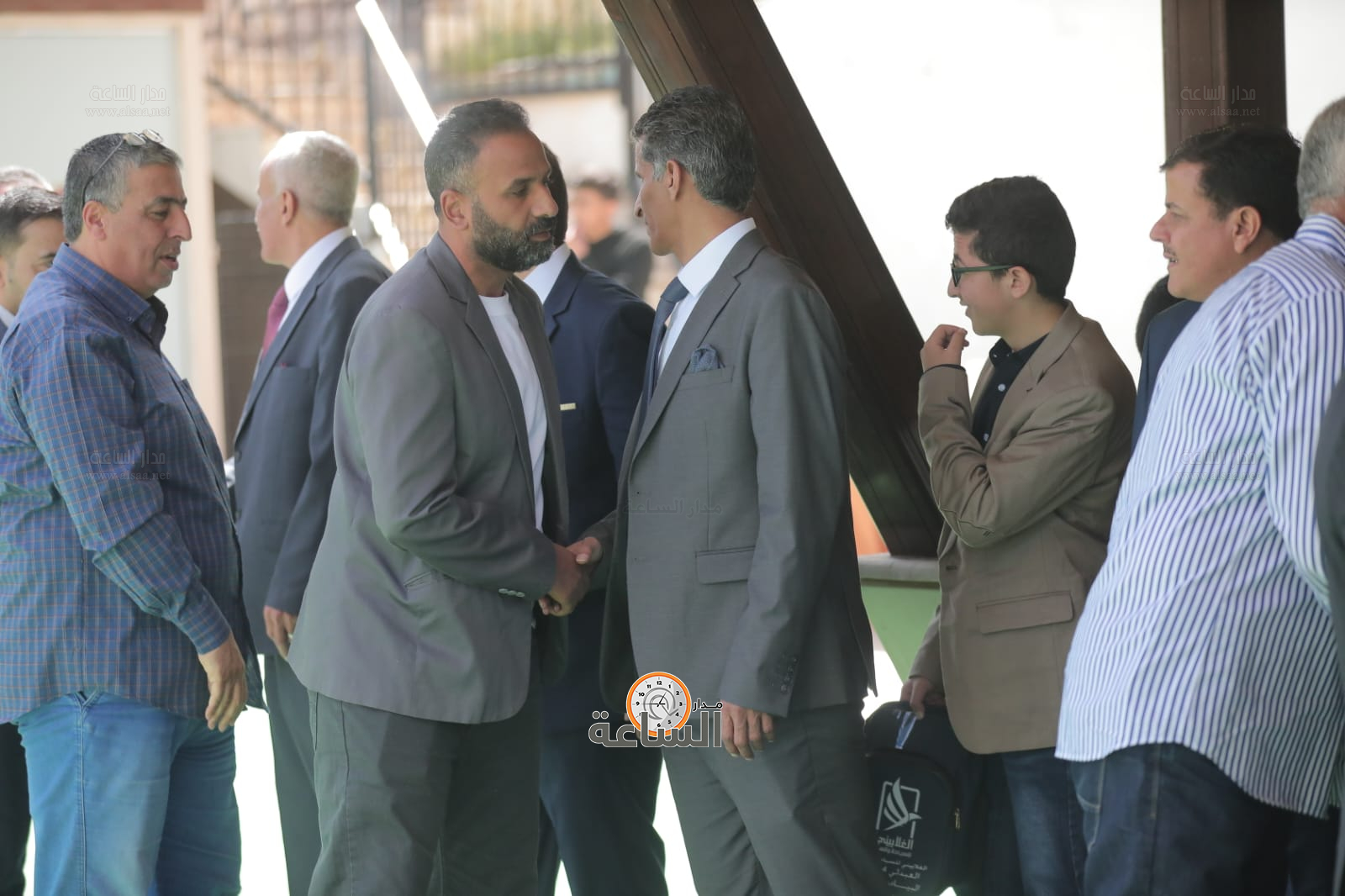 Madar Al-Saa Images 0.22801108264609127