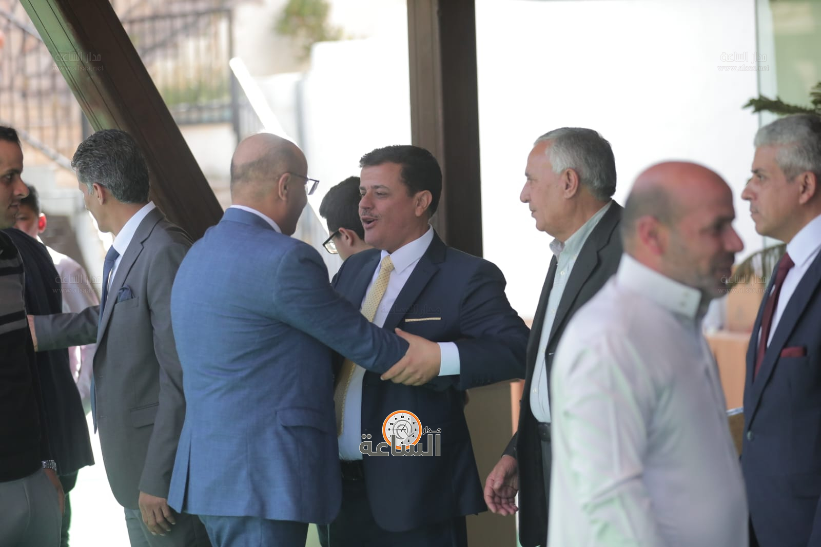 Madar Al-Saa Images 0.6555365876731227