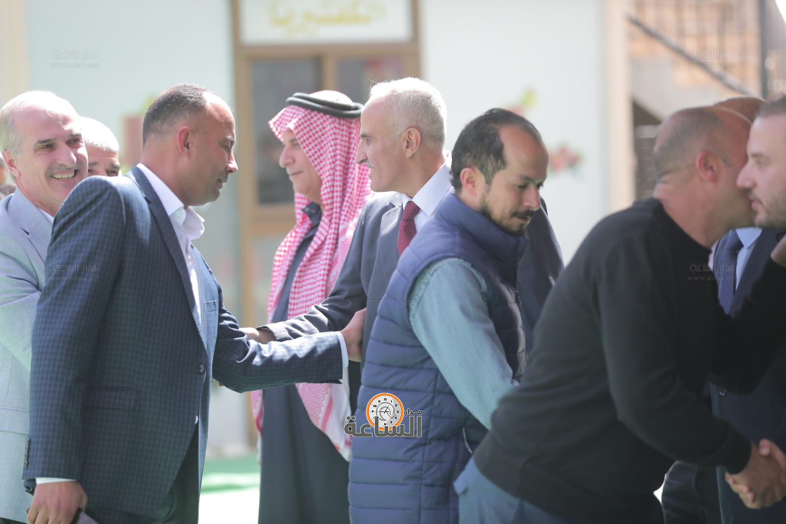 Madar Al-Saa Images 0.3378795317973189