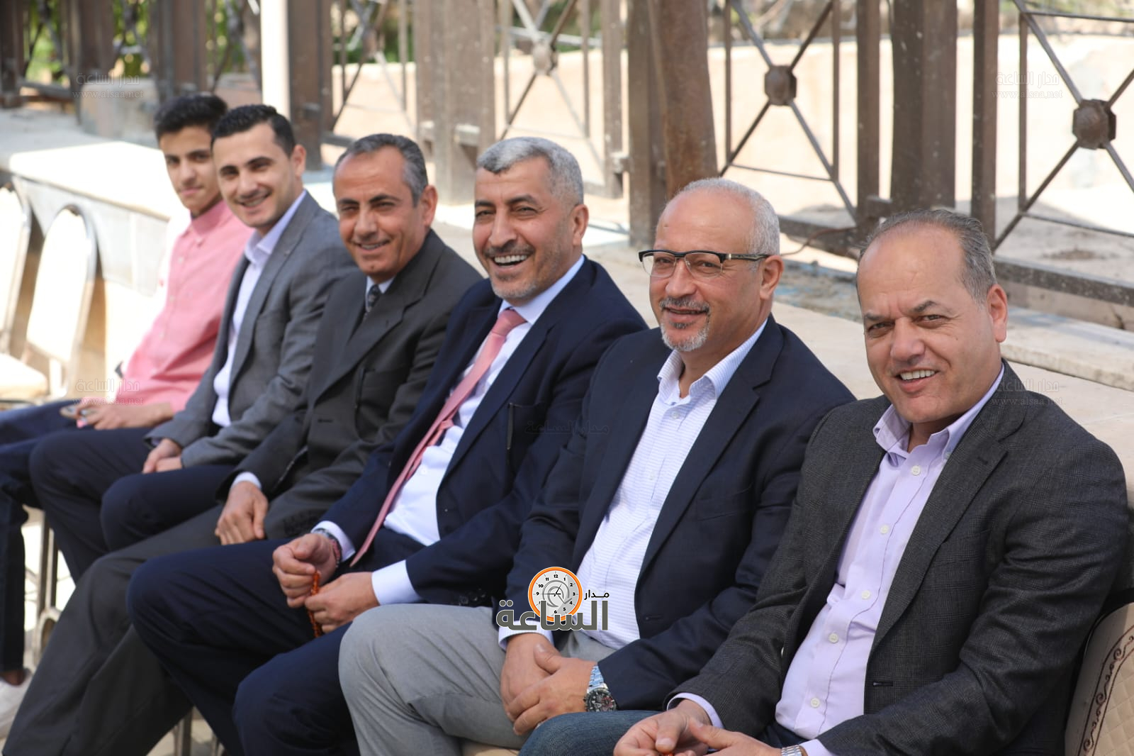 Madar Al-Saa Images 0.465598462839923