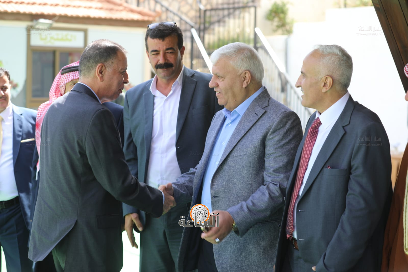 Madar Al-Saa Images 0.3256821842993396