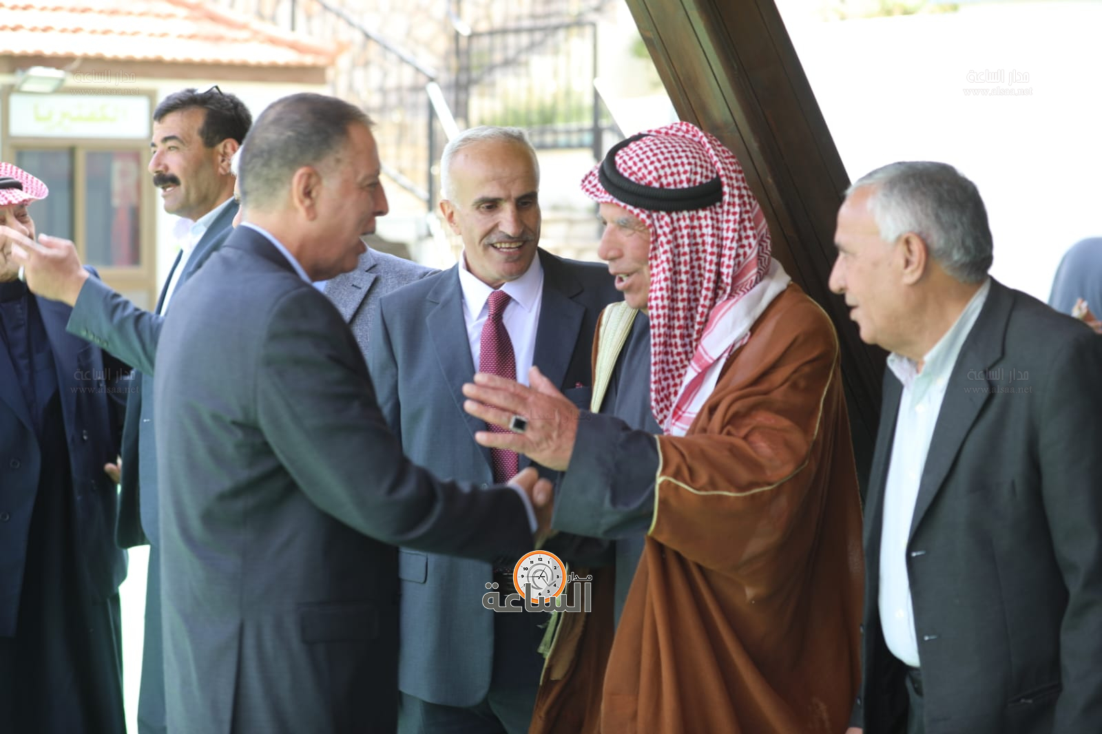 Madar Al-Saa Images 0.84405567384086