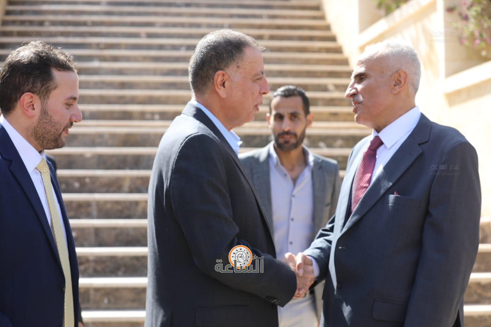 Madar Al-Saa Images 0.6018186669432888