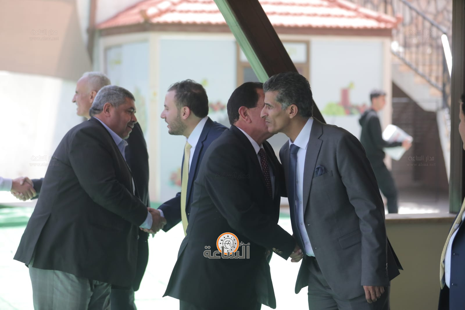 Madar Al-Saa Images 0.8222153493599735