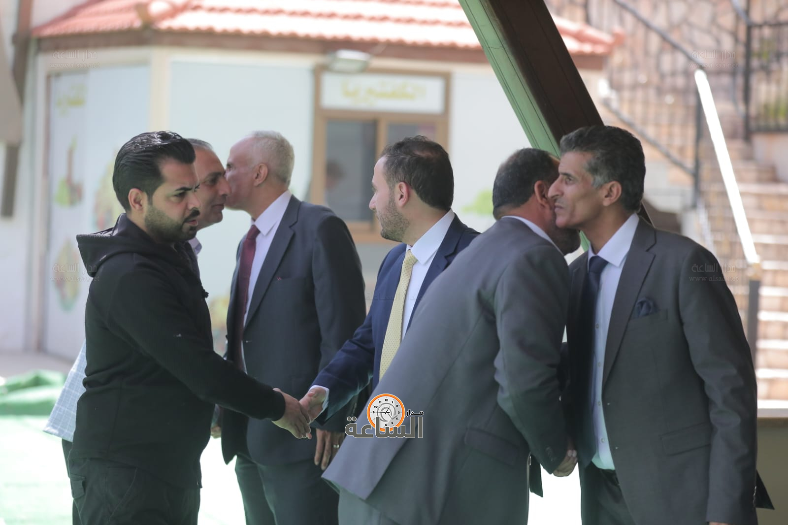 Madar Al-Saa Images 0.5490144564689492